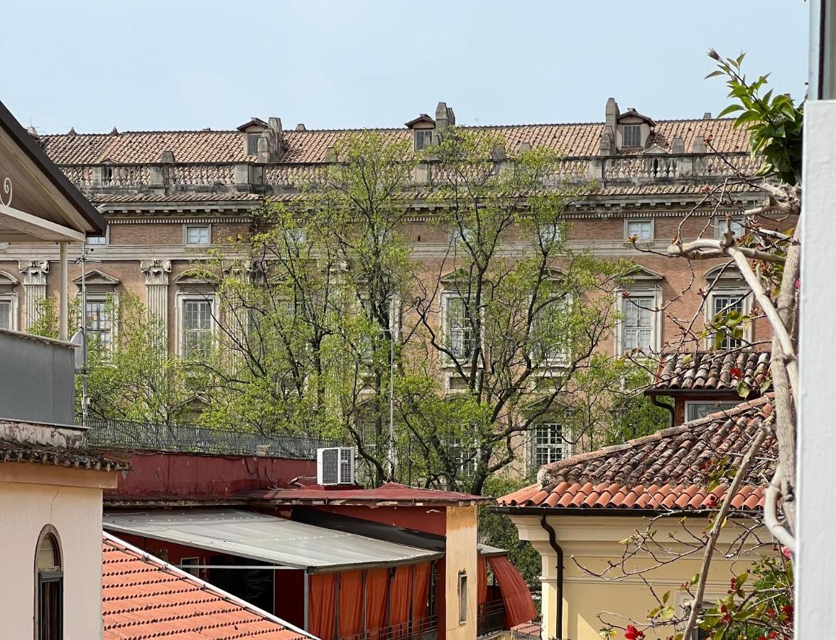 White Elegance Luxury B&B Caserta Exterior foto